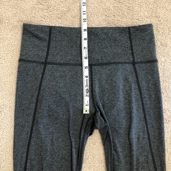 Athleta Salutation Cropped Leggings Grey Black Active Yoga M - Picture 14 of 14